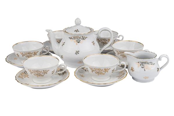 White porcelain tea set with Richard Ginori gold twigs decoration