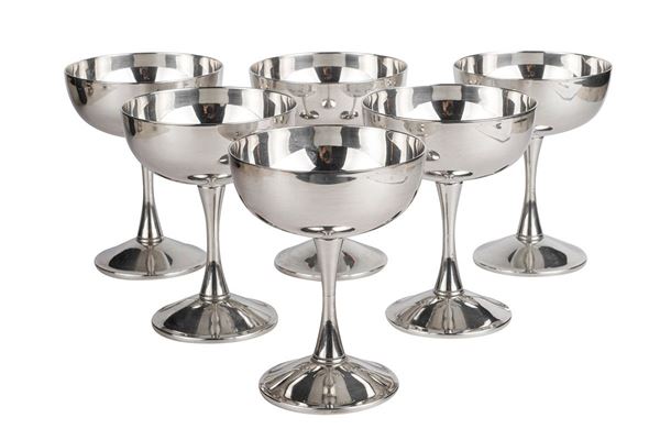 Lot of 6 silver metal cocktail glasses