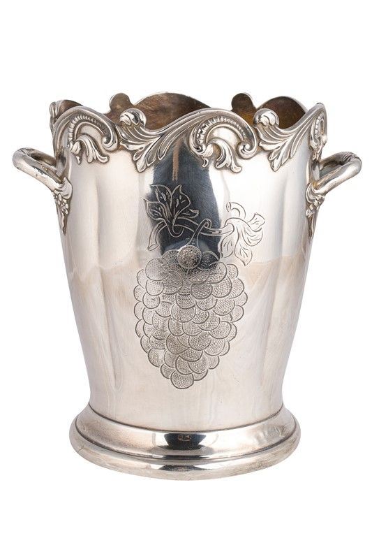 Silver metal Champagne bucket