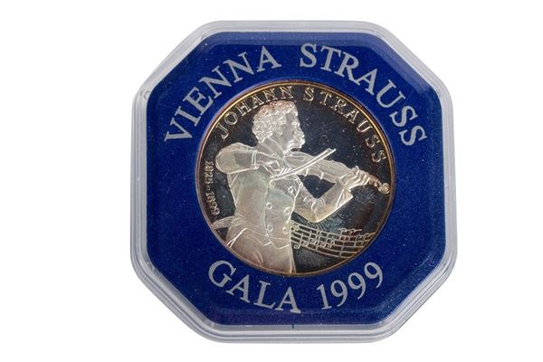Vienna Strauss Gala 1999 medal in 925 silver