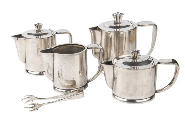 Silver metal tea and coffee set
