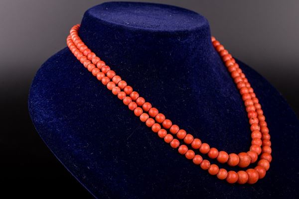 Mediterranean red coral sloping spheres necklace