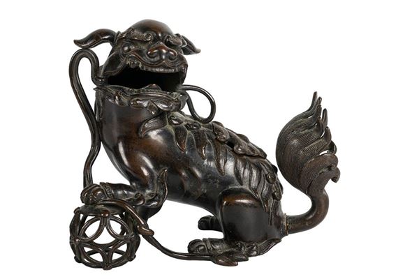 Bronze censer in the shape of a Fo dog