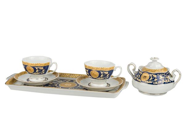 T&#234;te-&#224;-t&#234;te tea set in porcelain