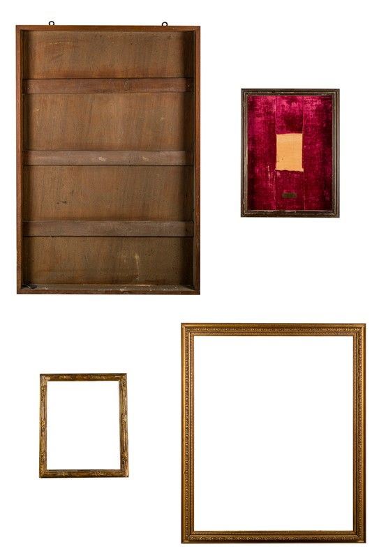 Lot of two frames, a display case and a wooden bulletin board