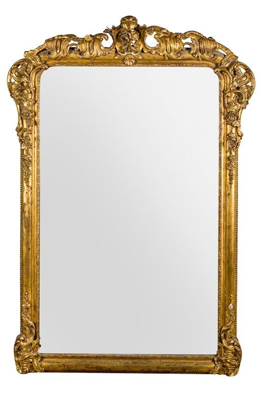 Mirror in carved and gilded wood