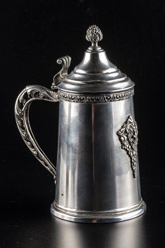 Mug with lid in 800 silver