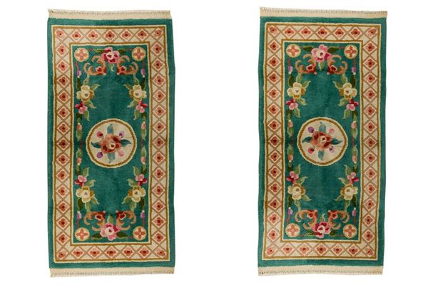 Pair of Chinese rugs