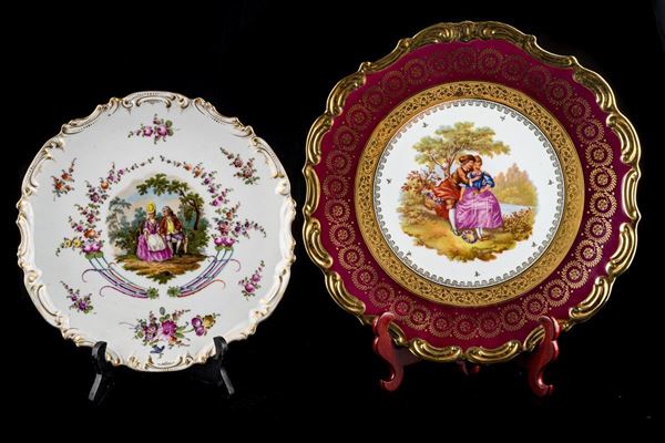 Pair of decorative wall plates