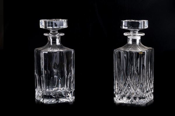 Pair of liqueur bottles in counter-cut crystal