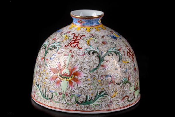 Polychrome porcelain vase