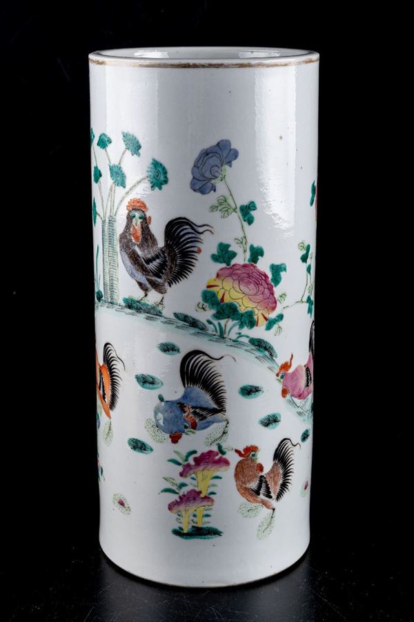 Cylinder vase in white porcelain