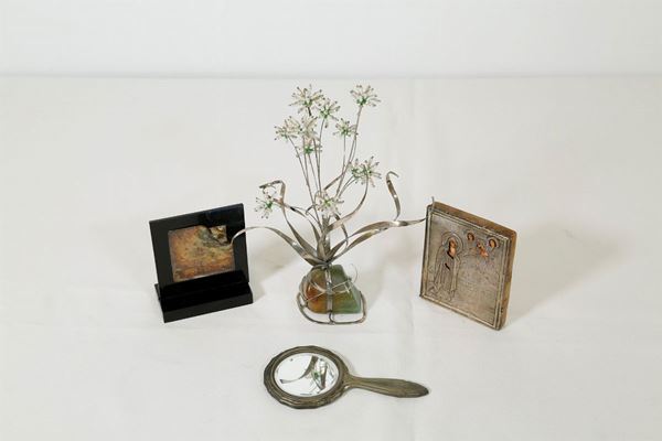 Lotto di 4 oggetti  - Asta Fine Art e arredi con una selezione di opere proveniente da un collezionista privato - DAMS Casa d'Aste