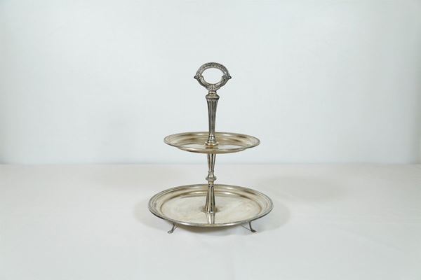 Two-tier fruit bowl in 800/1000 silver
