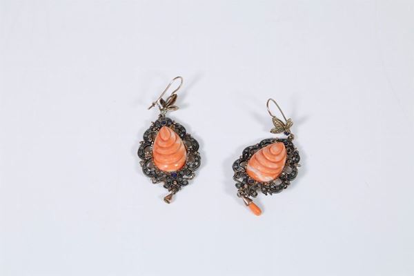 Antique style 375/1000 gold earrings