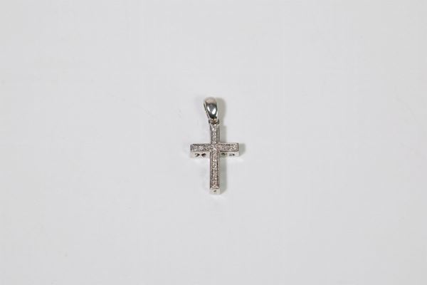 Cross-shaped pendant in 750/1000 white gold  - Auction Fine art and furniture with a selection of old masters from a private collector - DAMS Casa d'Aste