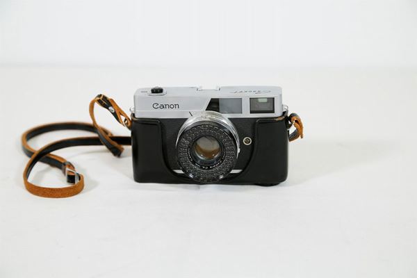 Canon 35 Reflex Camera