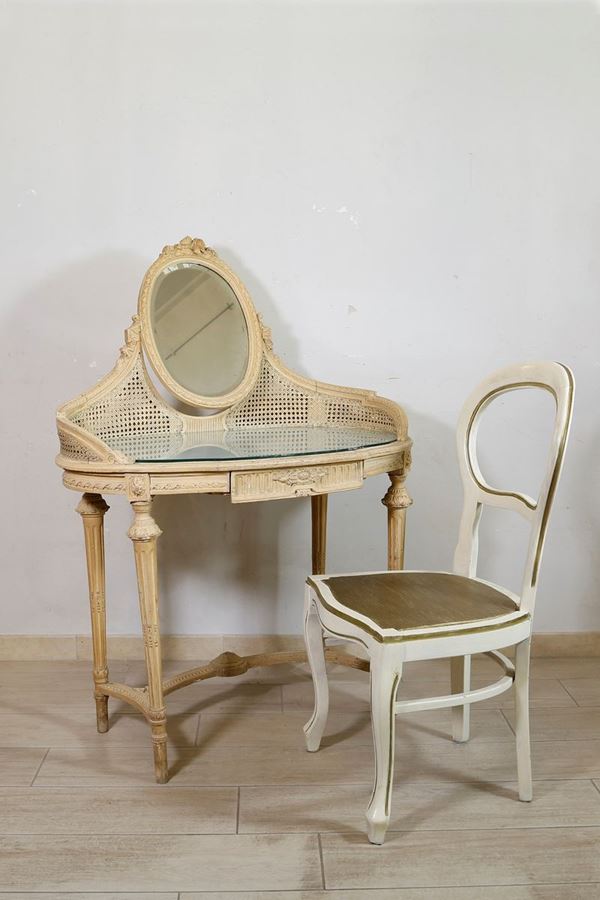 Bedroom table with mirror