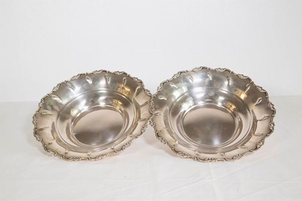 Lot of two bonbon holders in 800/1000 silver