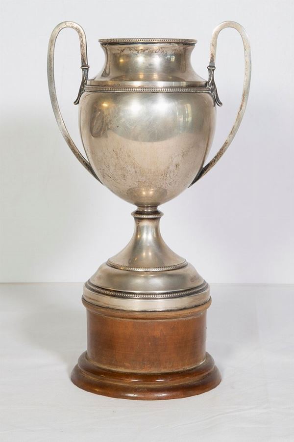 Coppa in argento 800/1000  (Italia, metà XX secolo)  - Asta Fine art e arredi provenienti da collezionisti privati - DAMS Casa d'Aste