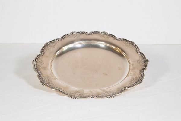 Centerpiece plate in 800/1000 silver  (Italy, mid-20th century)  - Auction Fine art and furniture from private collectors - DAMS Casa d'Aste