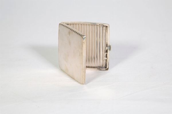 Portasigarette in argento 800/1000  (Metà XX secolo)  - Asta Fine art e arredi provenienti da collezionisti privati - DAMS Casa d'Aste