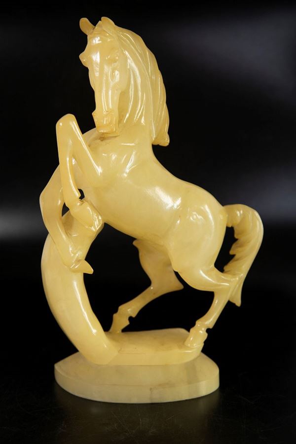 Cavallo rampante  (Estremo Oriente, metà XX secolo)  - Asta Fine art e arredi provenienti da collezionisti privati - DAMS Casa d'Aste