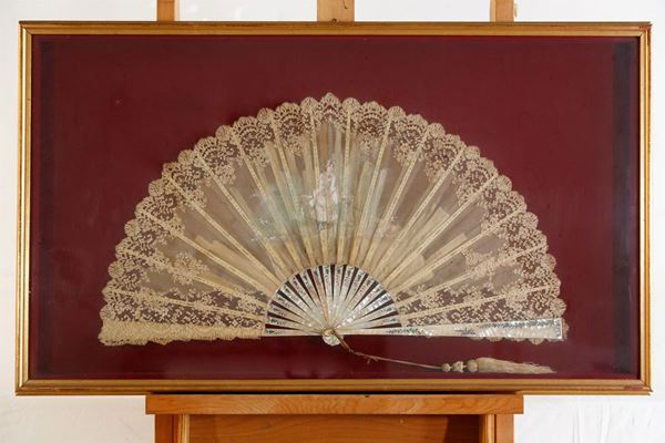 Mother of pearl fan  (France, early 20th century)  - Auction ONLINE TIMED AUCTION - CHRISTMAS EDITION - DAMS Casa d'Aste