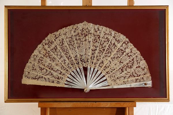 Folding fan  (Late 19th-early 20th century)  - Auction ONLINE TIMED AUCTION - CHRISTMAS EDITION - DAMS Casa d'Aste