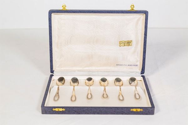 Servizio di 6 cucchiaini in argento 800/1000  - Asta Fine art e arredi provenienti da collezionisti privati - DAMS Casa d'Aste