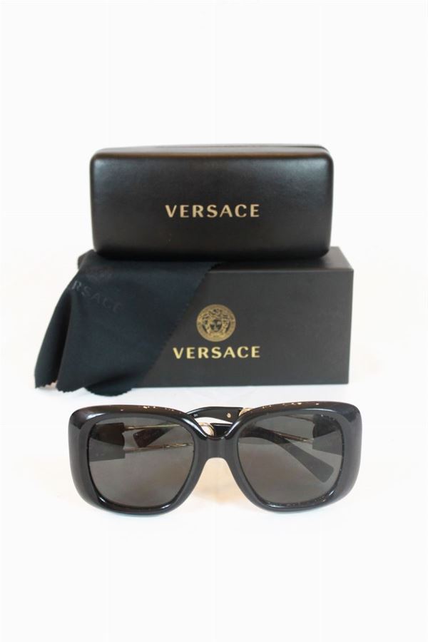 "Versace" Mod. 4411 sunglasses  - Auction ONLINE TIMED AUCTION - CHRISTMAS EDITION - DAMS Casa d'Aste