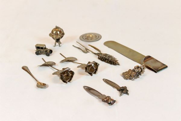 Lot of 11 objects in 800/1000 silver  (Italy, second half of the 20th century)  - Auction Antique and modern furnishings from illustrious Roman collections - DAMS Casa d'Aste
