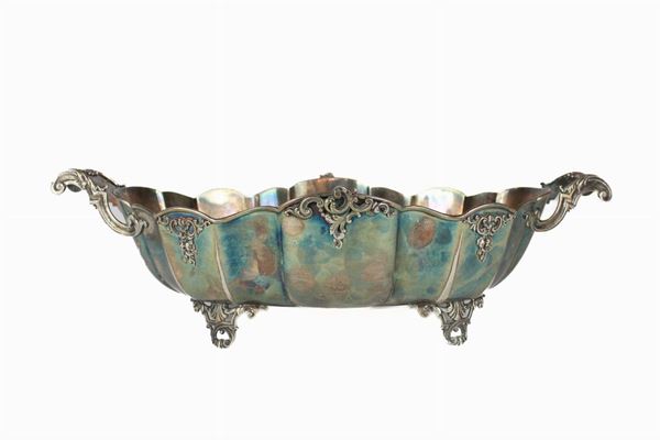 Centerpiece tub in 800/1000 silver  (Italy, second half of the 20th century)  - Auction Antique and modern furnishings from illustrious Roman collections - DAMS Casa d'Aste
