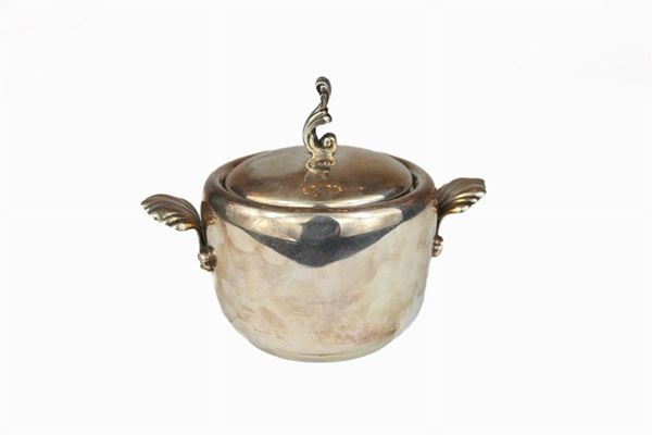 Sugar bowl in 800/1000 silver  (Italy, mid 20th century)  - Auction Antique and modern furnishings from illustrious Roman collections - DAMS Casa d'Aste