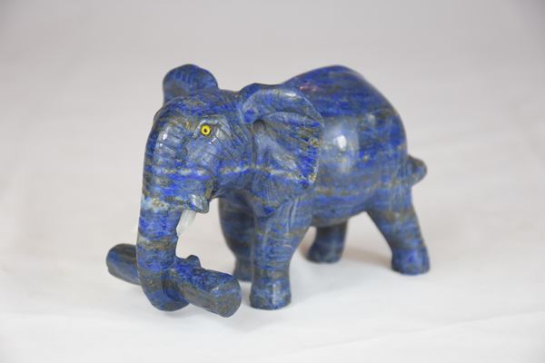 Elefante in lapislazzuli