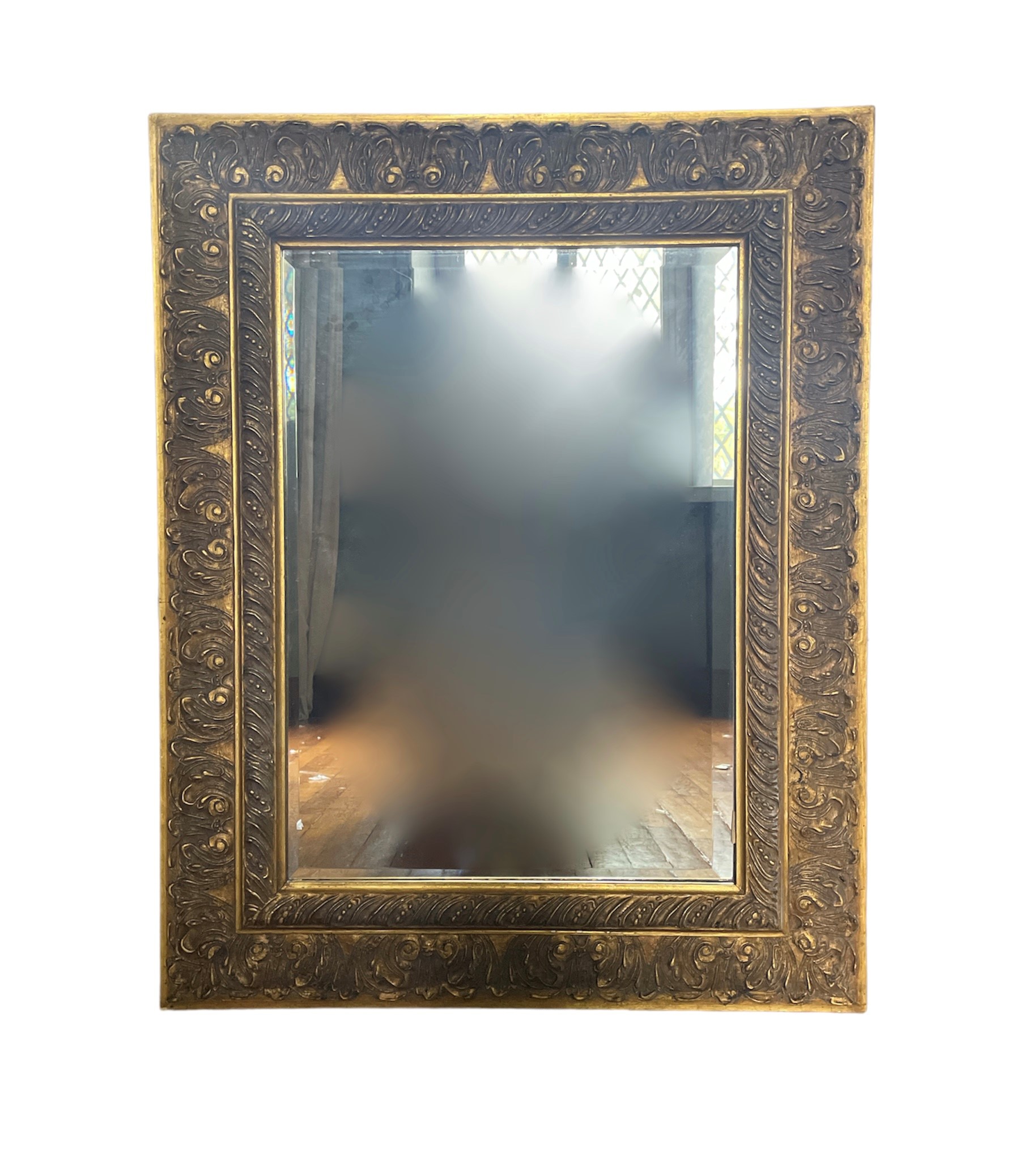 Specchio con cornice dorata - Asta Arredi antichi, Design e Decorazioni  Dell'Hotel Aldrovandi Villa Borghese e