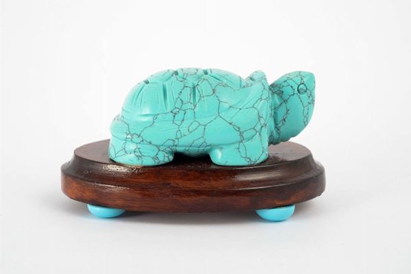 Turtle in turquoise paste