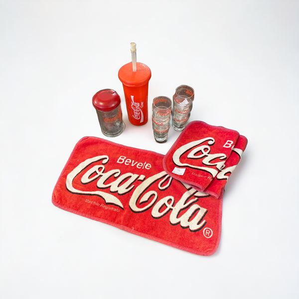 Coca - Cola set di 10 elementi  (anni '90 del XX secolo)  - Auction Timed auction / Christmas brocantage - DAMS Casa d'Aste