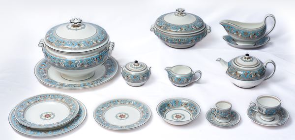 WEDGWOOD - Servizio di piatti per 12 persone, mod. Florentine Turquoise