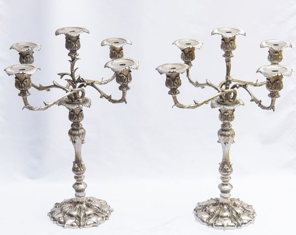 Coppia di grandi candelabri