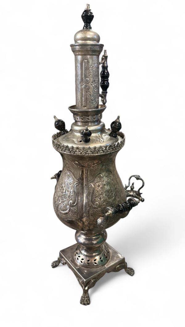 Samovar arabo in metallo argentato