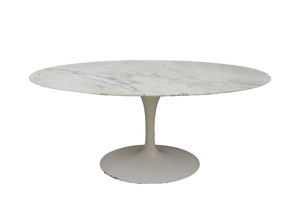 Eero Saarinen - Tavolo mod. "Tulip"