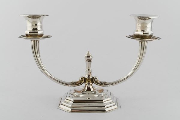 Two-flame candlestick