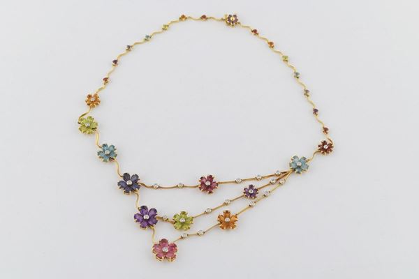 Necklace in yellow gold and semi-precious stones