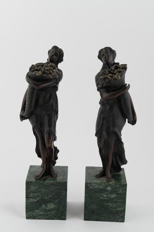 Pair of bronze sculptures &quot;Allegory of Abundance&quot;