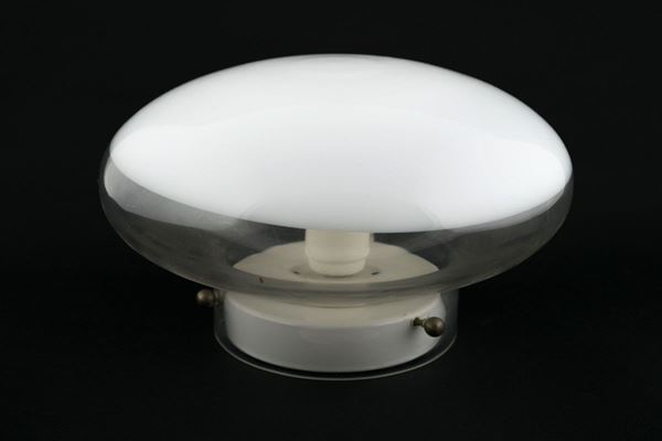 Wall lamp in white glass with button