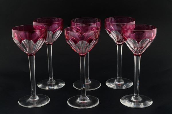 Lot of six glasses in white and pink crystal